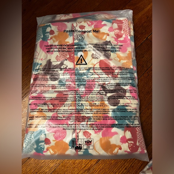 Taylor Swift We Are Never Getting Back Together Pajama Set - Picture 4 of 4